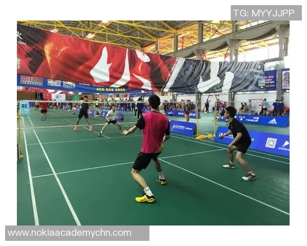 羽毛球巨献:深入解析北京羽毛球队的战术布局与训练秘诀